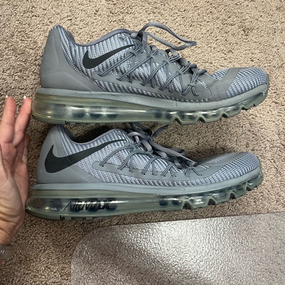 Nike Men's Gray Running Shoes - Picture 2 of 6